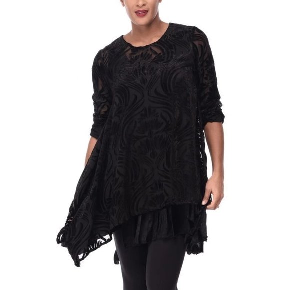 Tulip NWT Gorgeous Burn Out Flouncy Side Tunic - Picture 2 of 5